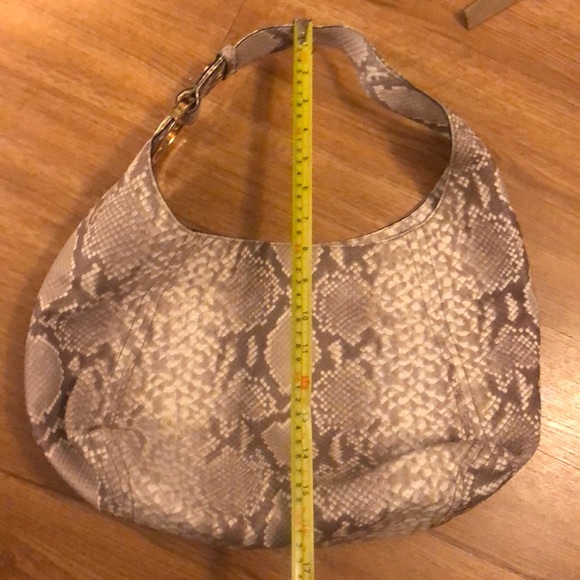 💎MICHAEL Kors 💎 🐍 Snake Pattern Hobo 💎Pre❤️’d - Picture 4 of 8